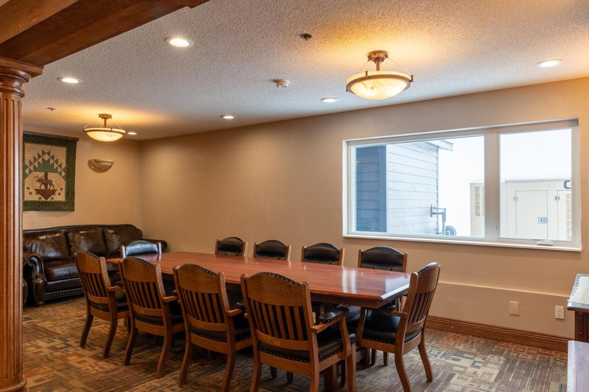 Norland Inn & Suites Roseau Extérieur photo